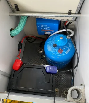 Installation électrique pour van et fourgon aménagé