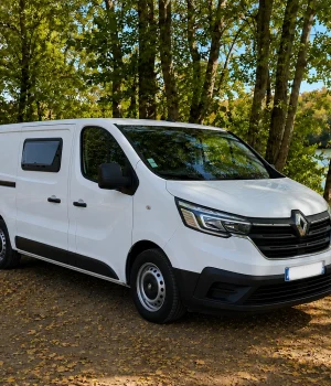 aménagement complet sur mesure d'un van Renault trafic L1H1 par vananam